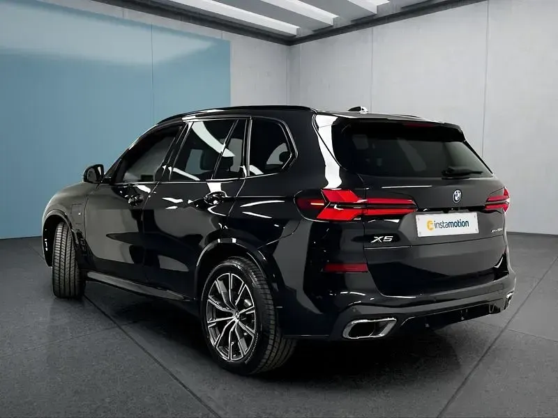 Gebraucht BMW X5 M Sport 489 PS (359 kW) 2025 Schwarz SUV