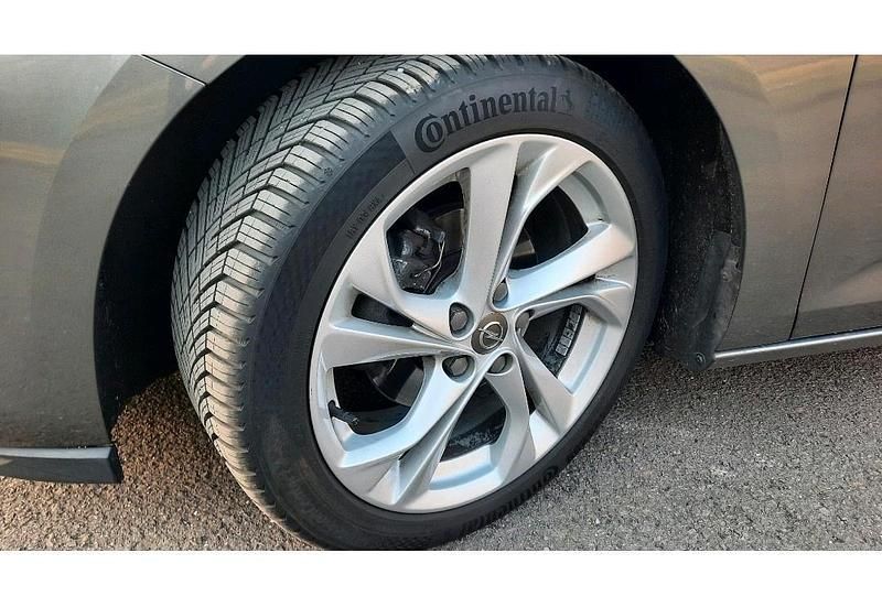 Gebraucht Opel Astra 125 PS (91 kW) 2018 Grau Kombi