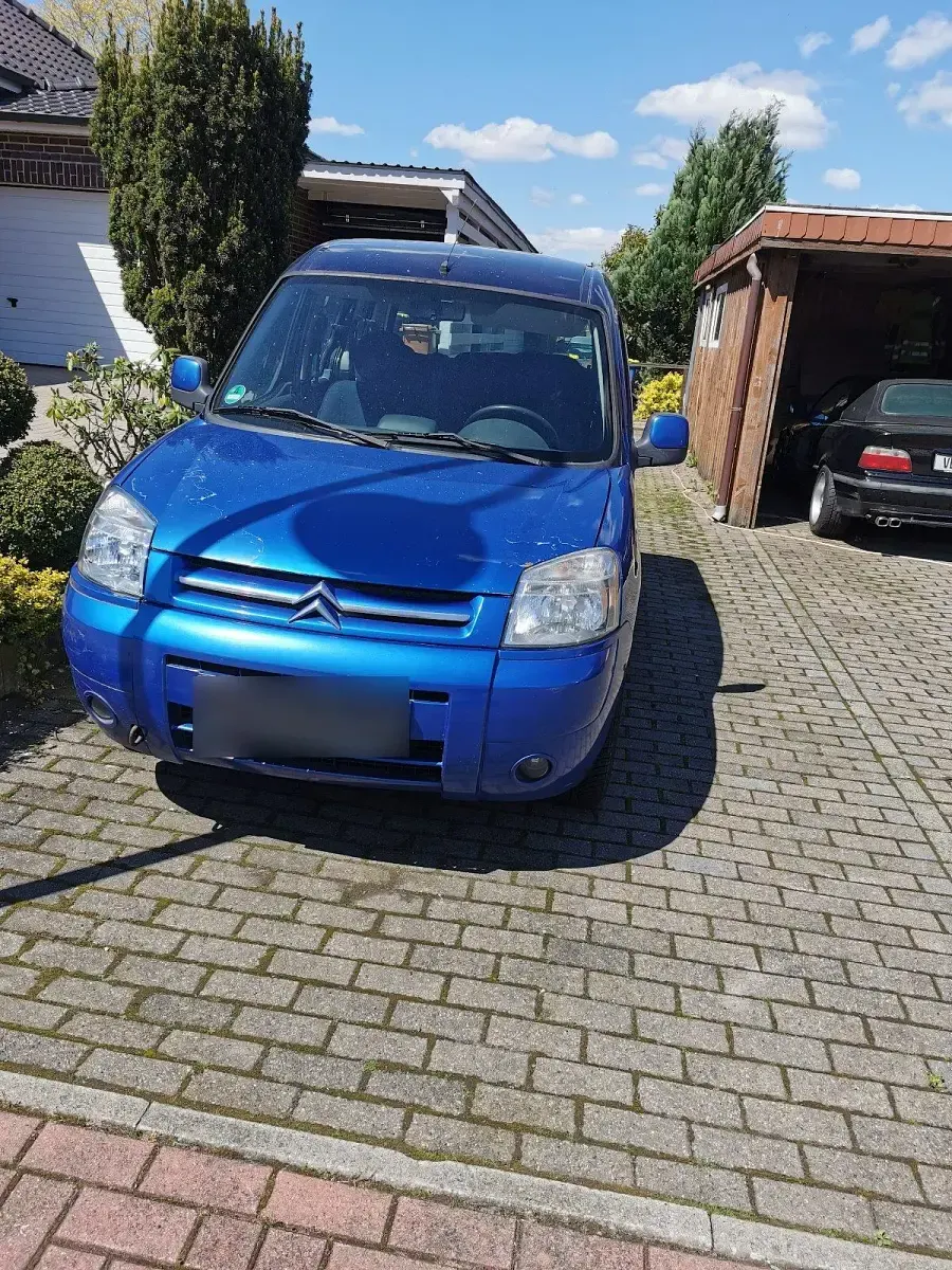 Gebraucht Citroën Berlingo 89 PS (65 kW) 2006 Blau Van / Kleinbus