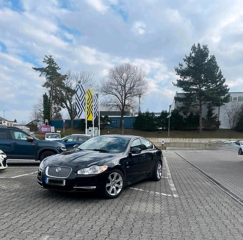 Gebraucht Jaguar XF 211 PS (155 kW) 2010 Schwarz Limousine