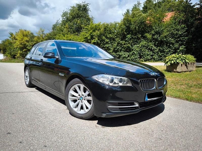 Gebraucht BMW 520 Performance 190 PS (139 kW) 2015 Schwarz Kombi