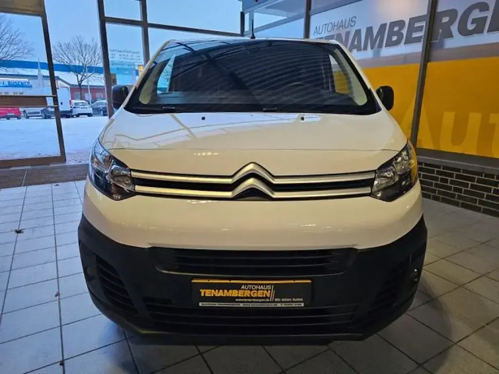 Używany Citroën Jumpy 144 KM (105 kW) 2024 Biały Minivan
