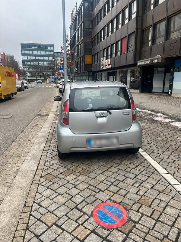 Gebraucht Daihatsu Sirion 69 PS (50 kW) 2008 Silber Kleinwagen