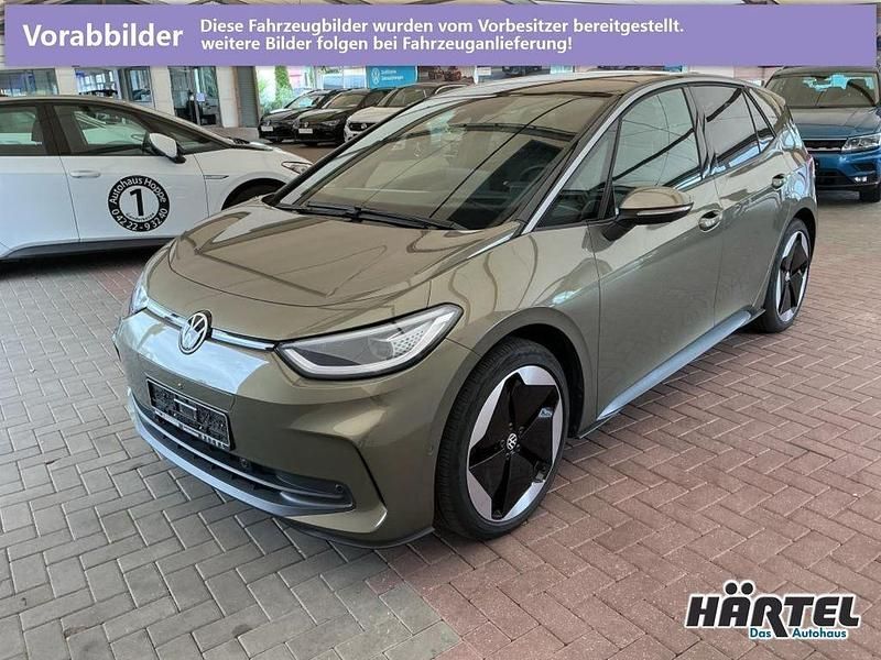 Gebraucht VW ID.3 Pro 150 kW (204 PS) 2023 Dark olivine green, metallic Kleinwagen