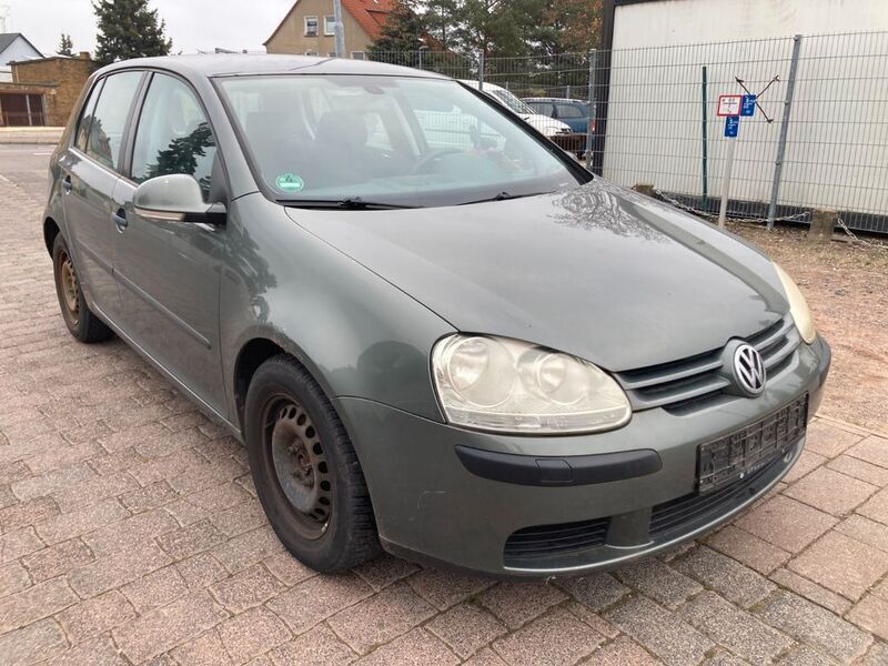 Gebraucht VW Golf V Comfortline 102 PS (75 kW) 2004 Grün Limousine
