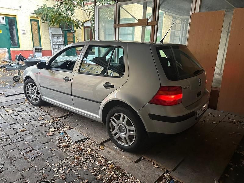 Gebraucht VW Golf IV 75 PS (55 kW) 2000 Silber Limousine