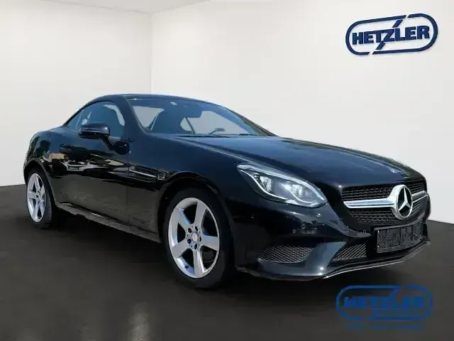 Gebraucht Mercedes SLC200 184 PS (135 kW) 2016 Schwarz Cabrio