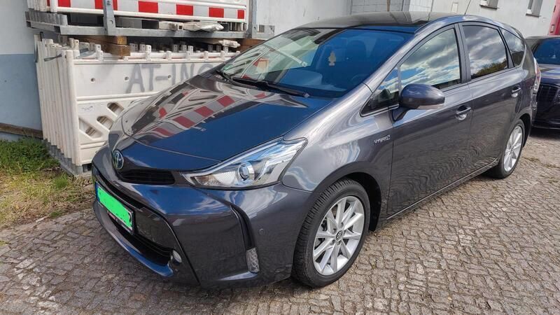 Grau Gebraucht 2018 Toyota Prius+ Plus Van / Kleinbus | 26.000 € (Guter Preis) - Bild 1/4