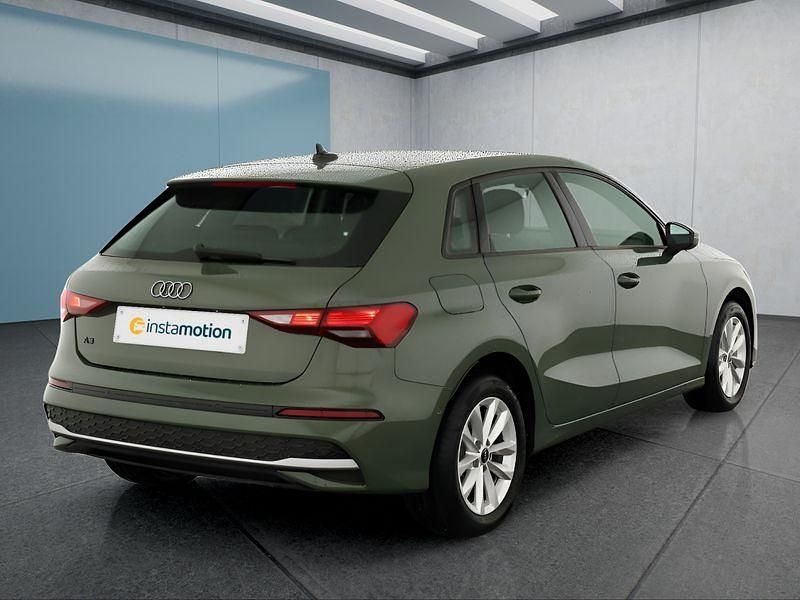 Neu Audi A3 Sportback 150 PS (110 kW) 2025 Grün Kleinwagen