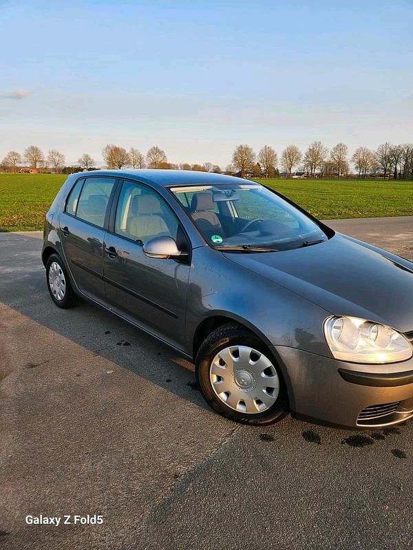 Gebraucht VW Golf IV 90 PS (66 kW) 2004 Kleinwagen