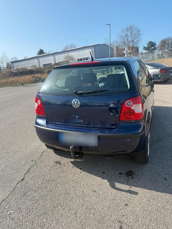 Gebraucht VW Polo 60 PS (44 kW) 2002 Blau Kleinwagen