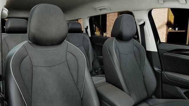 Neu VW Tayron Elegance 204 PS (150 kW) 2026 Grenadillschwarz metallic SUV