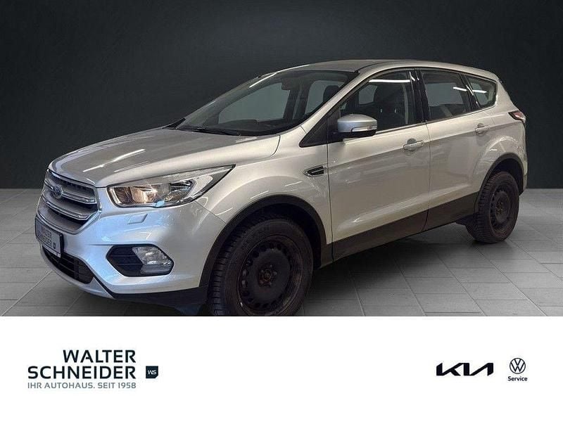 Gebraucht Ford Kuga Trend 120 PS (88 kW) 2019 Silber SUV