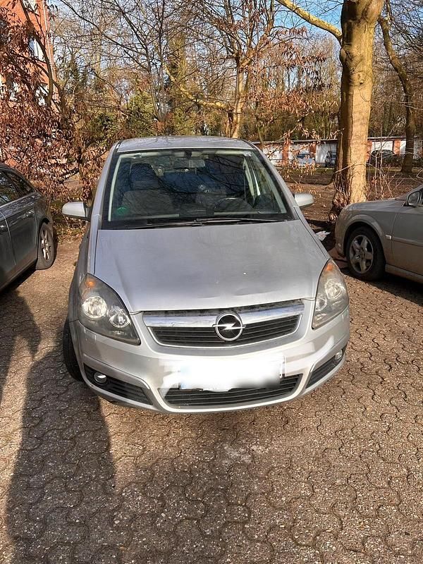 Gebraucht Opel Zafira 88 PS (64 kW) 2007 Silber Van / Kleinbus