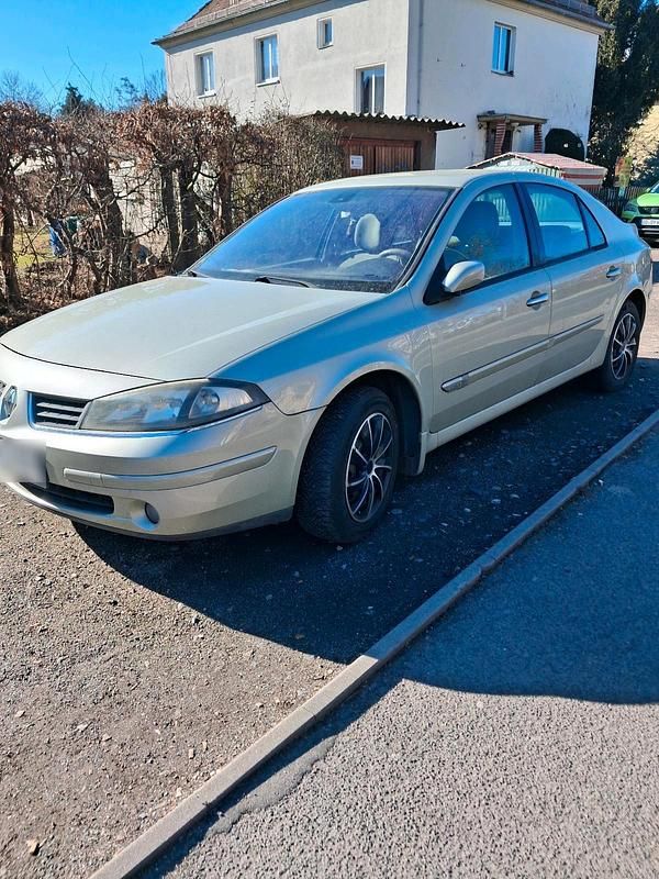 Gebraucht Renault Laguna II 135 PS (99 kW) 2005 Beige Limousine