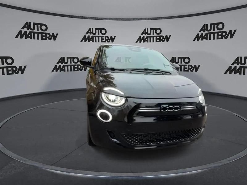 Gebraucht Fiat 500e 86 kW (118 PS) 2025 Schwarz Limousine