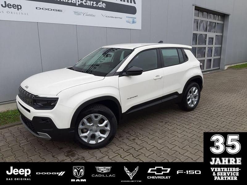 Volcano black Neu 2025 Jeep Avenger Altitude SUV | 28.490 € (Fairer Preis) - Bild 1/4