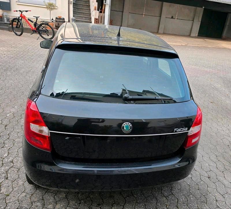 Gebraucht Skoda Fabia 60 PS (44 kW) 2013 Schwarz Kombi