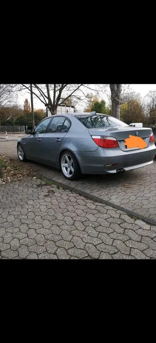 Gebraucht BMW 550 367 PS (269 kW) 2006 Grau Limousine