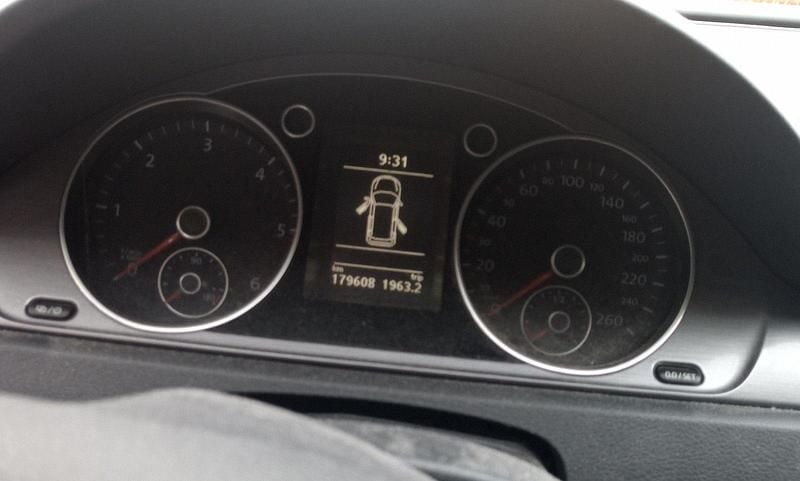 Gebraucht VW Passat 140 PS (102 kW) 2014 Silber Kombi