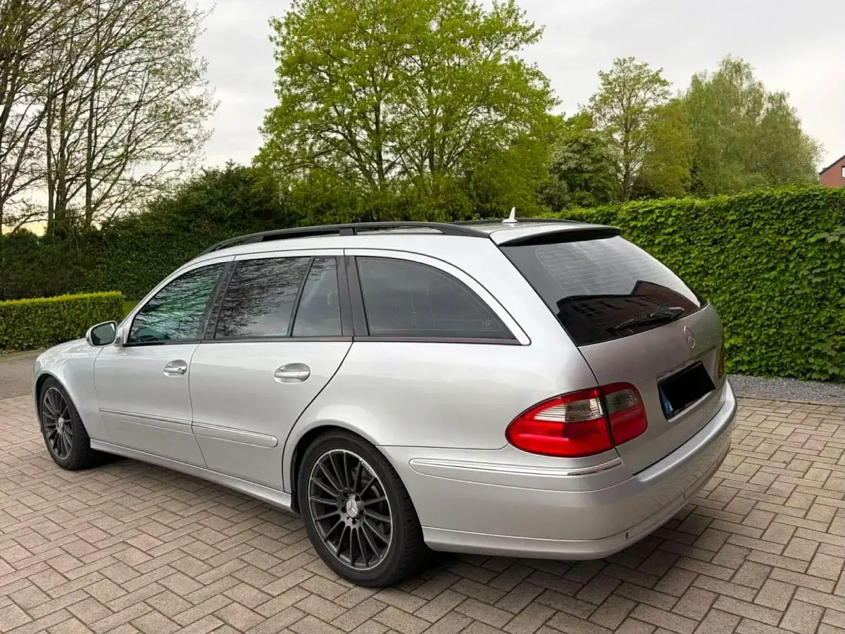 Gebraucht Mercedes E280 Avantgarde 190 PS (139 kW) 2007 Silber Limousine