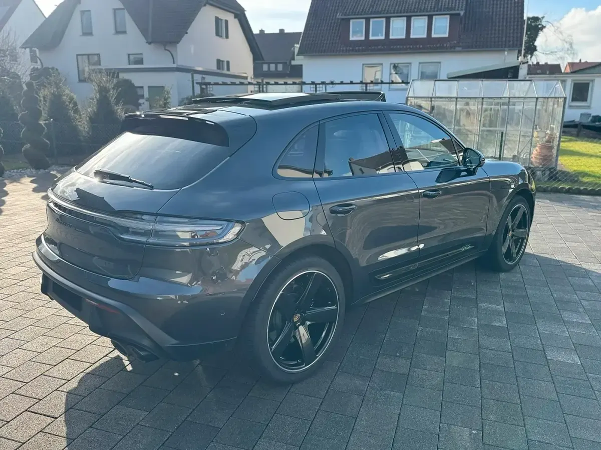 Gebraucht Porsche Macan 441 PS (324 kW) 2022 Grau SUV