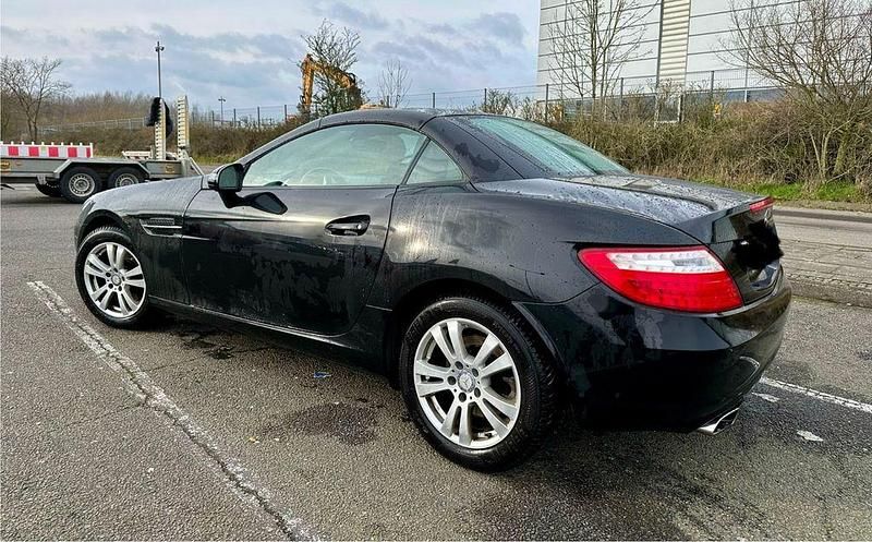 Gebraucht Mercedes SLK200 184 PS (135 kW) 2016 Schwarz Cabrio