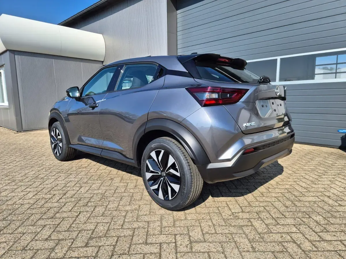 Neu Nissan Juke Acenta 114 PS (83 kW) 2026 Ceramic grey SUV