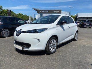 Gebraucht Renault Zoe LIMITED 80 kW (110 PS) 2019 Arktisweiß Kleinwagen