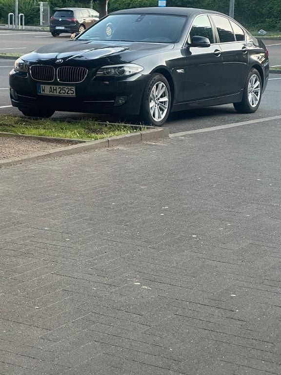 Gebraucht 2011 BMW 525 Limousine | 9.999 € (Guter Preis) - Bild 1/4