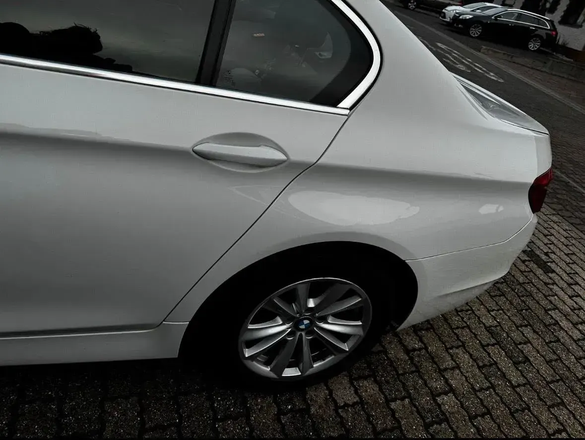 Gebraucht BMW 520 184 PS (135 kW) 2012 Beige Limousine