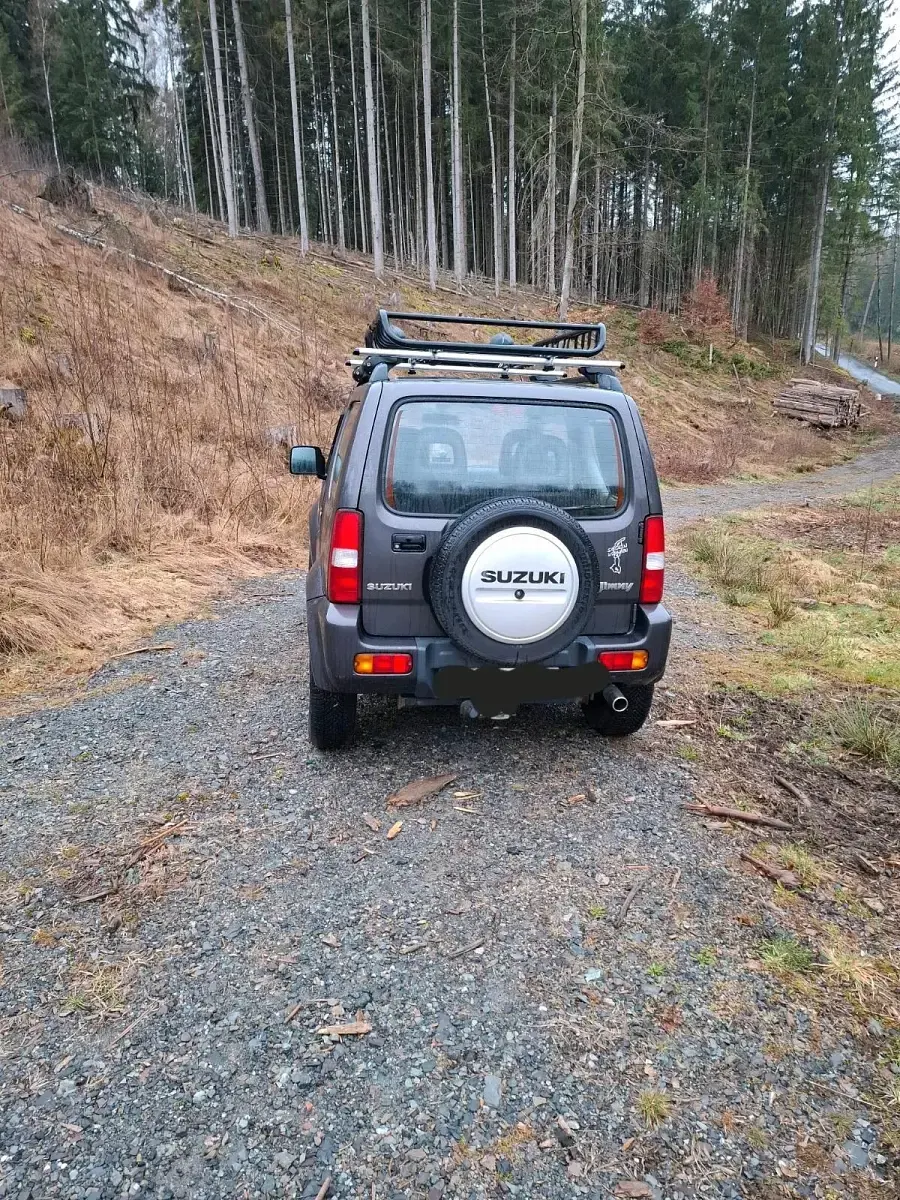 Gebraucht Suzuki Jimny 86 PS (63 kW) 2012 Grau SUV