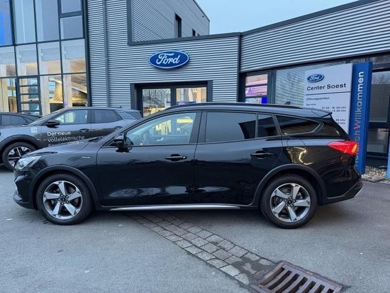 Gebraucht Ford Focus Active 125 PS (91 kW) 2020 Schwarz Kombi