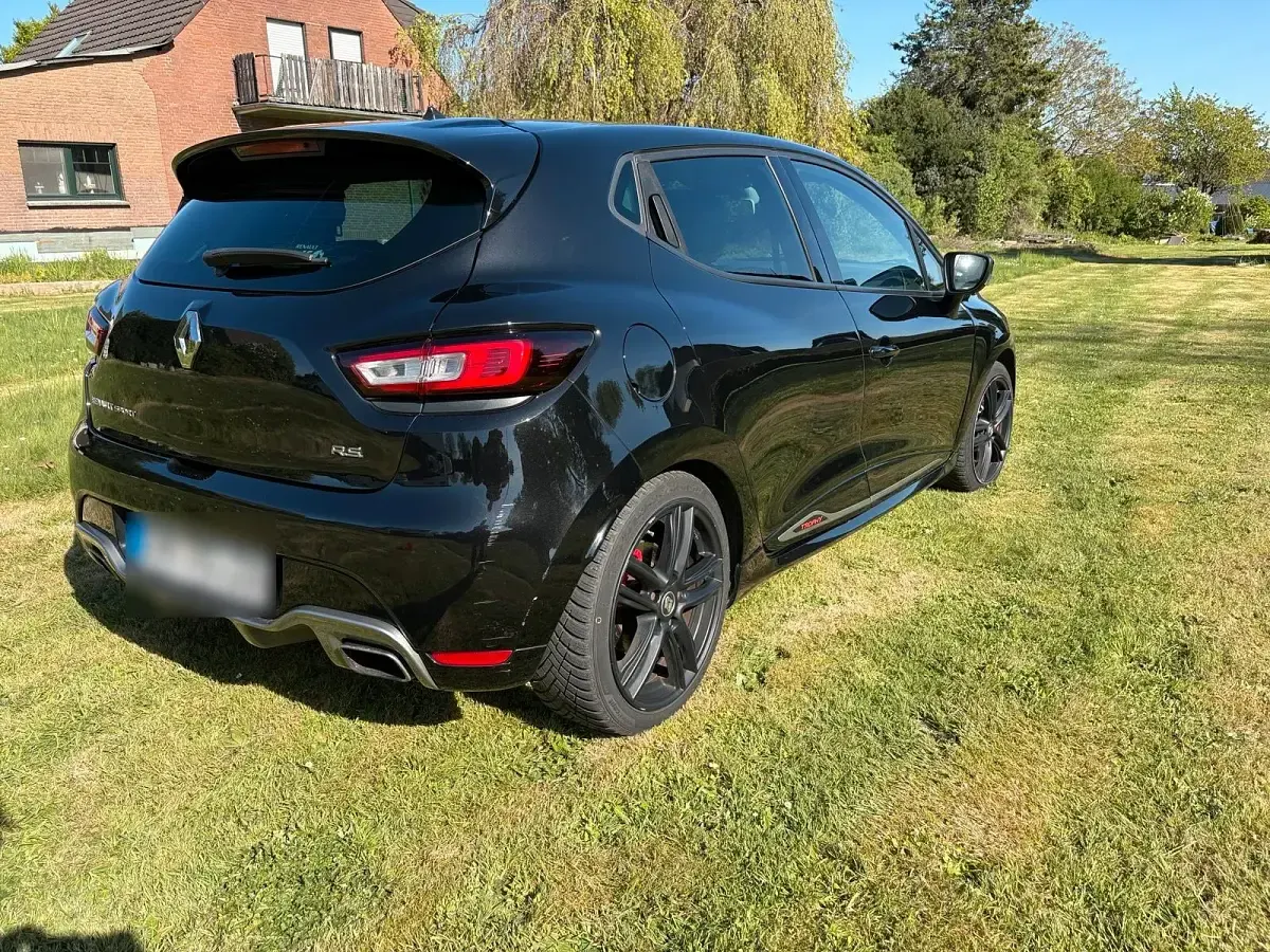 Gebraucht Renault Clio R.S. 220 PS (161 kW) 2018 Schwarz Kleinwagen