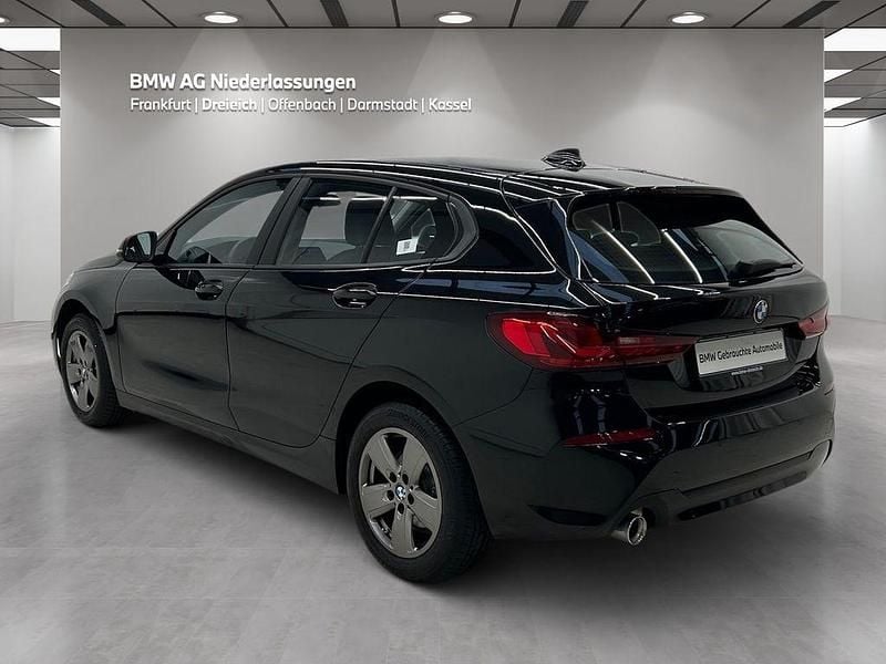 Gebraucht BMW 118 Sport Line 136 PS (100 kW) 2023 Schwarz Kleinwagen