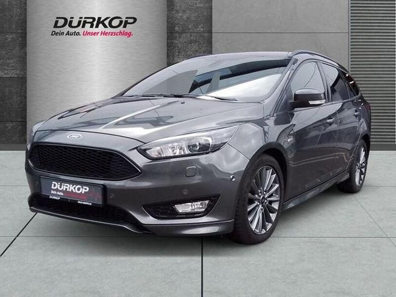 Grau Gebraucht 2018 Ford Focus ST-Line Kombi | 9.290 € (Guter Preis) - Bild 1/4