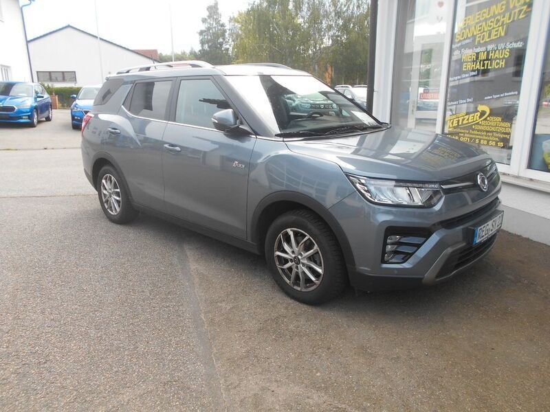 Grau Gebraucht 2023 Ssangyong Tivoli Sapphire Kombi | 23.900 € (Etwas zu teuer) - Bild 1/4
