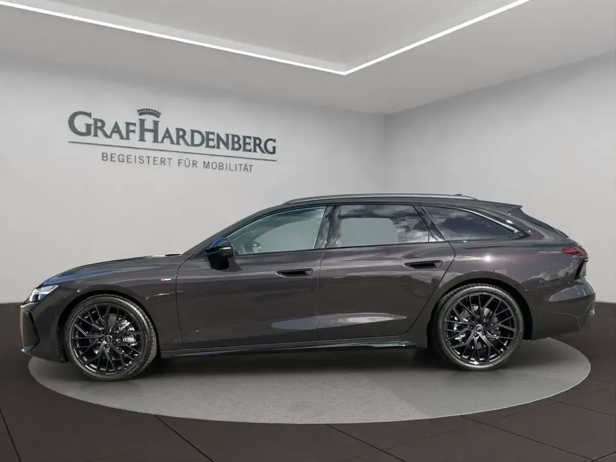 Neu Audi A6 Business 367 PS (269 kW) 2025 Braun Kombi