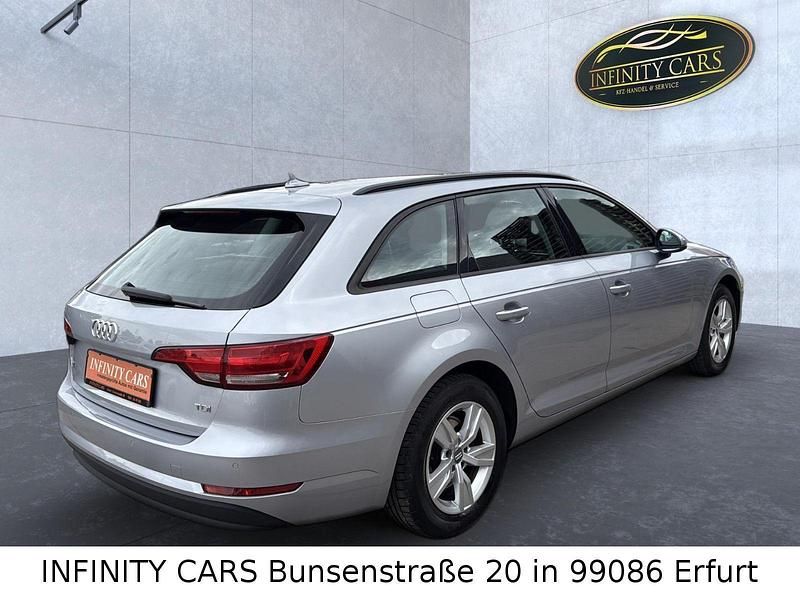 Gebraucht Audi A4 Basis 150 PS (110 kW) 2017 Silber Kombi