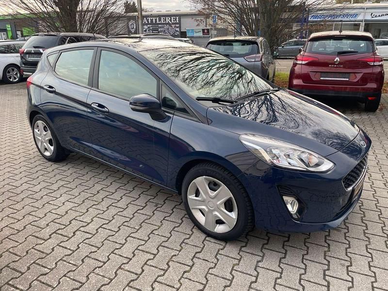 Gebraucht Ford Fiesta Cool & Connect 86 PS (63 kW) 2020 Blau Limousine