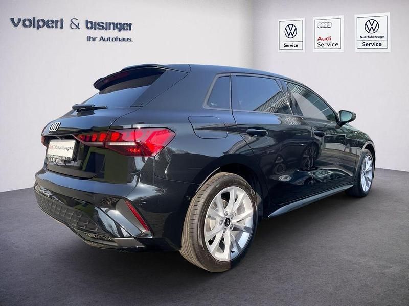Ny Audi A3 S-Line 150 HK (110 kW) 2026 Sort Sedan
