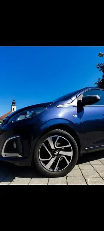 Gebraucht Peugeot 108 Active 82 PS (60 kW) 2014 Blau Limousine
