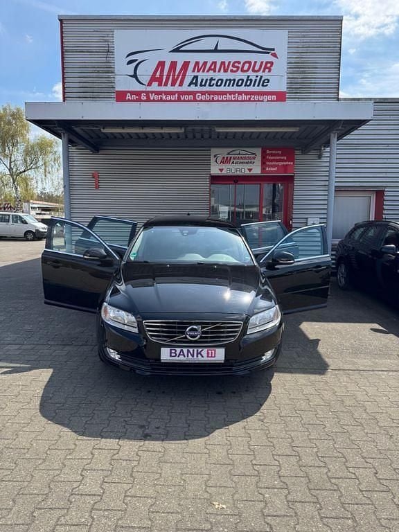 Gebraucht Volvo V70 120 PS (88 kW) 2016 Schwarz Kombi