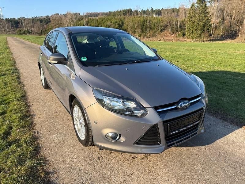 Gebraucht Ford Focus Titanium 150 PS (110 kW) 2011 Braun Limousine