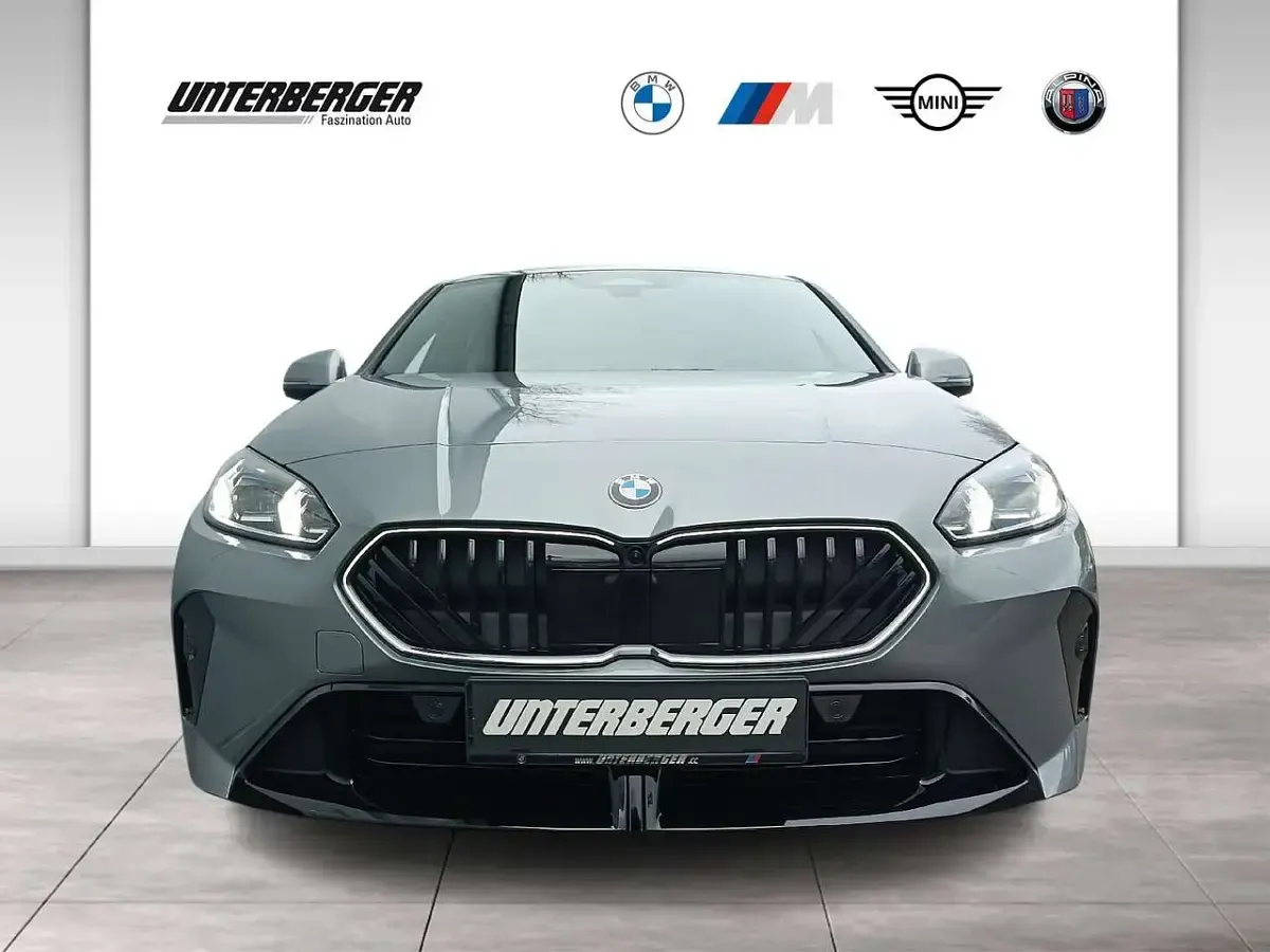 Neu BMW 120 M Sport 170 PS (125 kW) 2026 Skyscraper grau metallic Kleinwagen