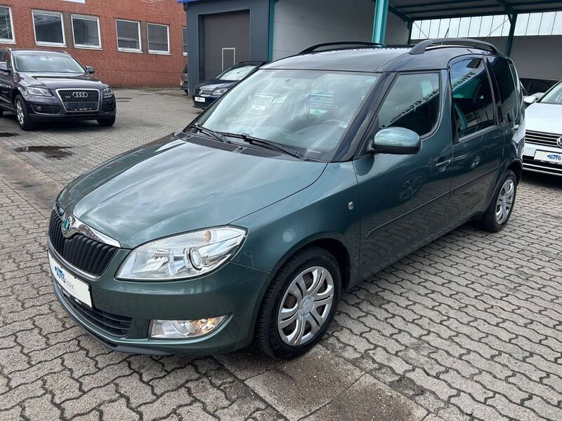 Grün Gebraucht 2012 Skoda Roomster Plus Edition Kombi | 2.480 € (Superpreis) - Bild 1/4