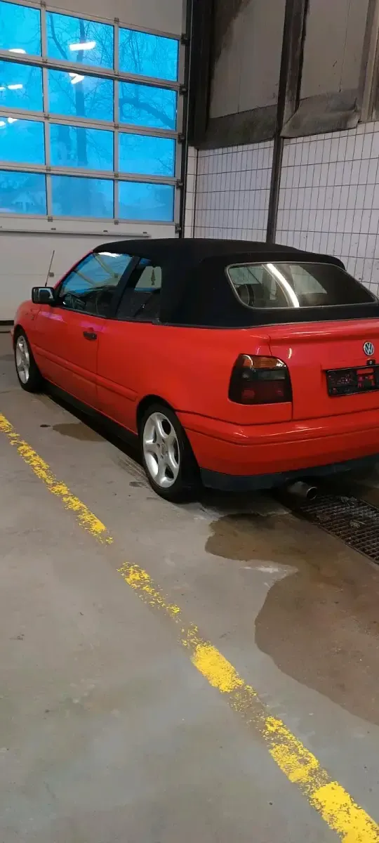 Gebraucht VW Golf Cabriolet 75 PS (55 kW) 1997 Rot Cabrio