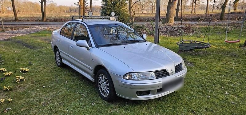 Gebraucht Mitsubishi Carisma 125 PS (91 kW) 2004 Silber Limousine