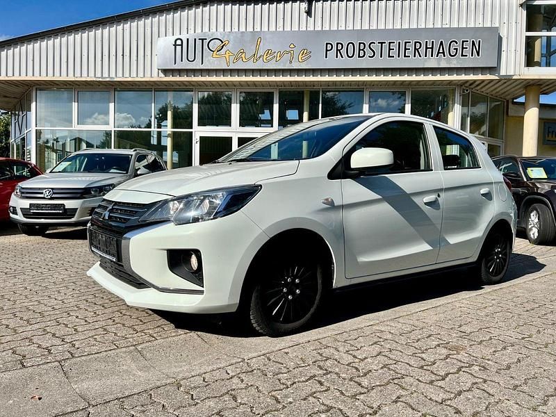 Weiß Gebraucht 2020 Mitsubishi Space Star Basis Kleinwagen | 8.590 € (Fairer Preis) - Bild 1/4