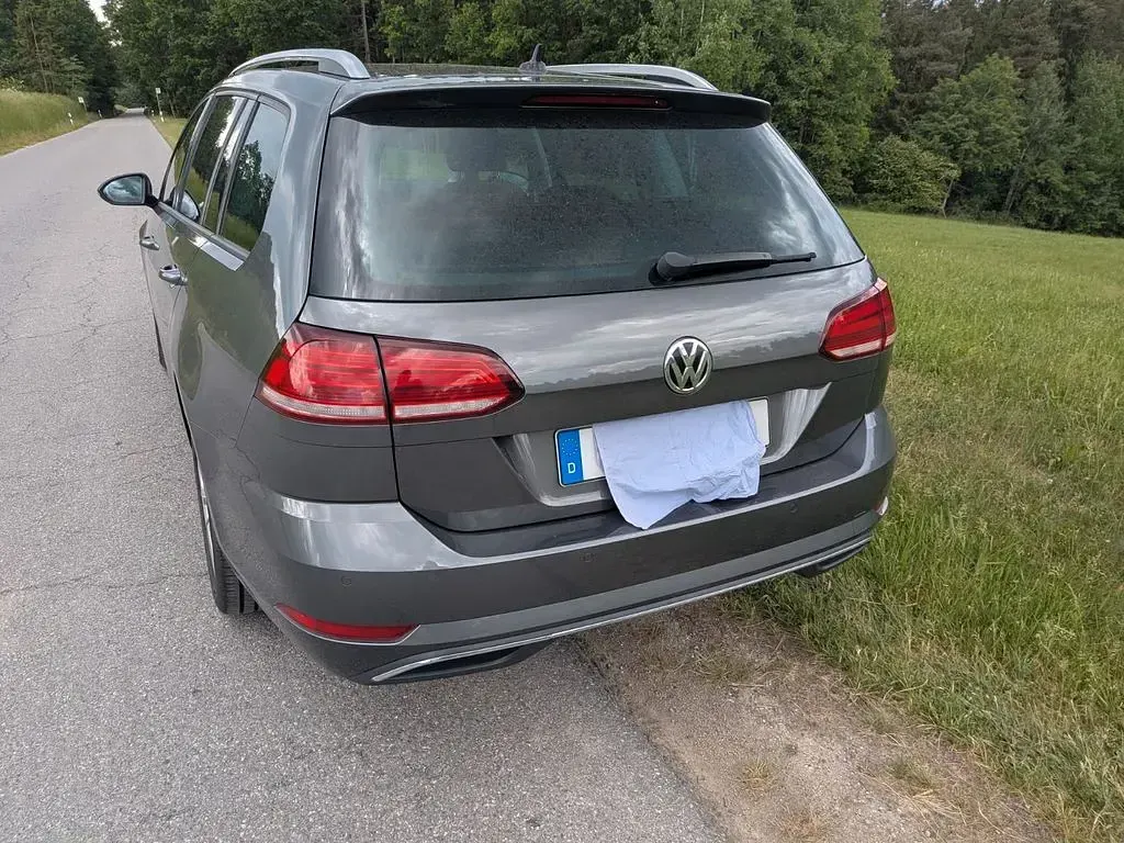 Gebraucht VW Golf VII Join 150 PS (110 kW) 2018 Grau Kombi